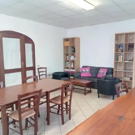 Ex Latteria Di Platischis Vakantieboerderij *